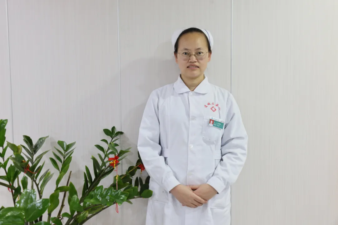用愛(ài)守護(hù)“心”希望——記連城縣總醫(yī)院心內(nèi)科護(hù)士楊銀妹